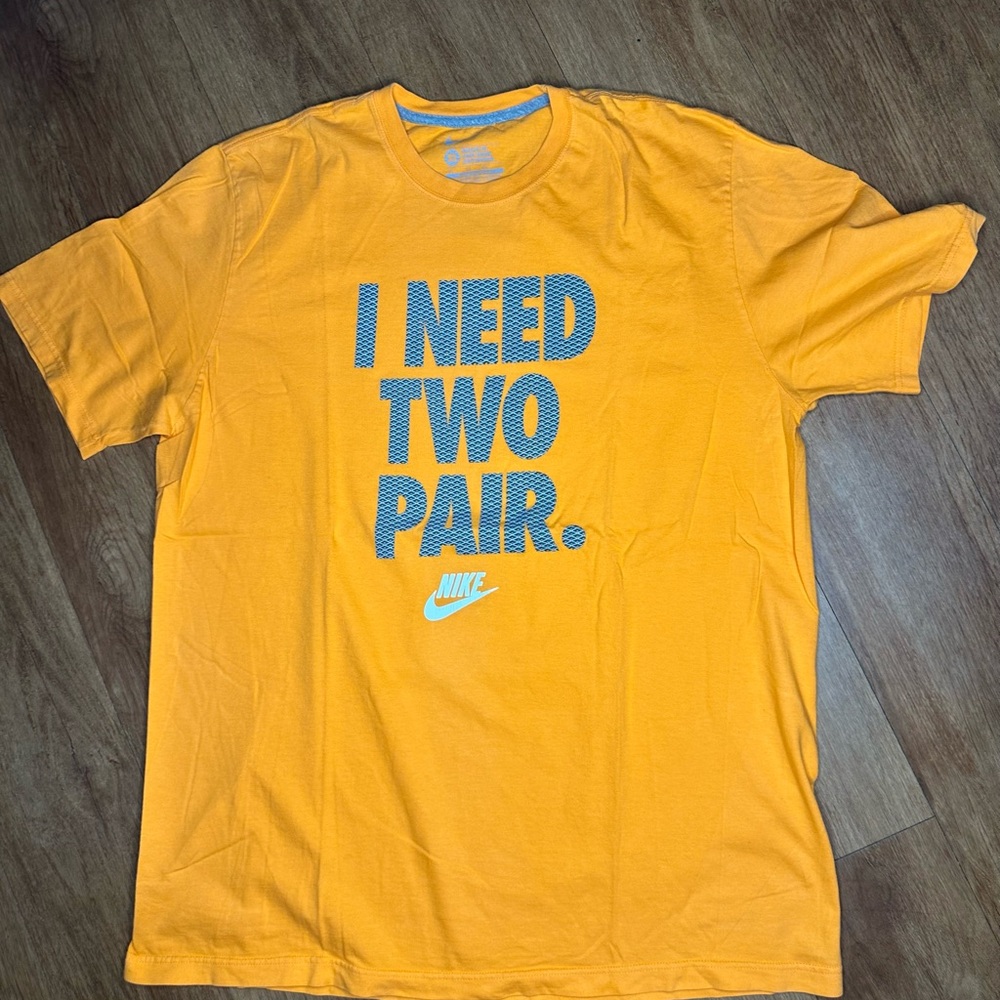 Nike Orange Short Sleeve Tees
